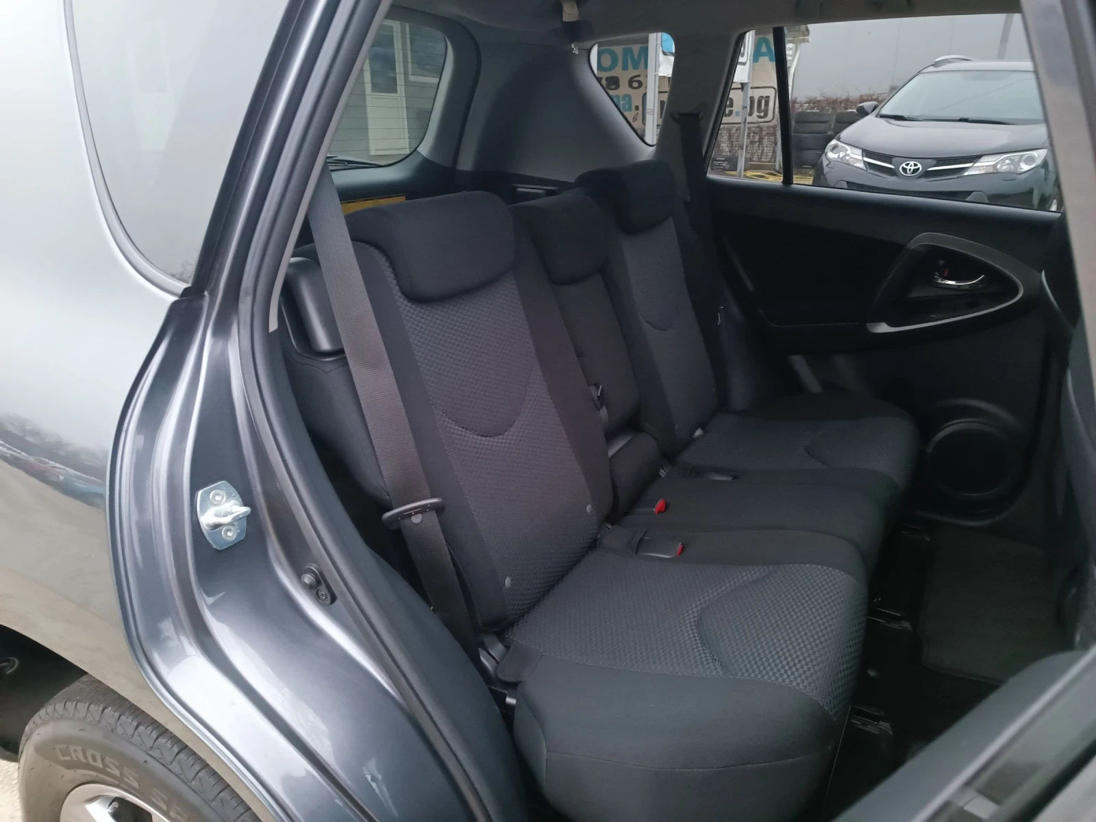 Toyota Rav4 2.0i-158��-���������-�����-6��-FACELIFT-KEYLESS | Mobile.bg � ����������� 11