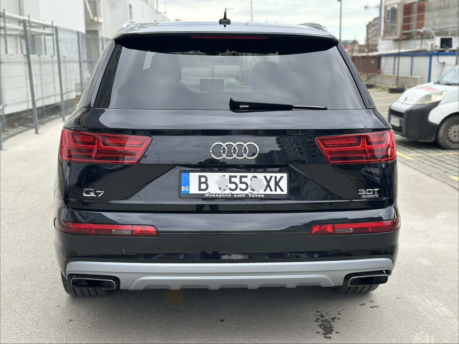 Audi Q7 3.0T Premium Plus, Full LED - изображение 5