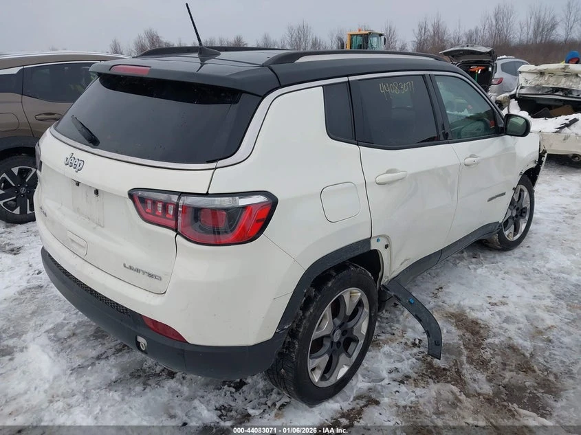 Jeep Compass 2.4L I-4 VVT, 180HP 4X4 Drive, снимка 4 - Автомобили и джипове - 53739403