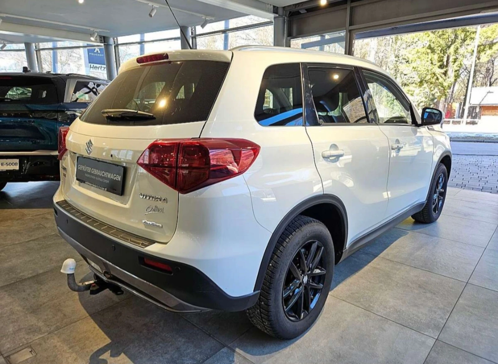 Suzuki Vitara FULL SERVICE IN SUZUKI All GRIP Панорама 4х4 , снимка 4 - Автомобили и джипове - 53759344