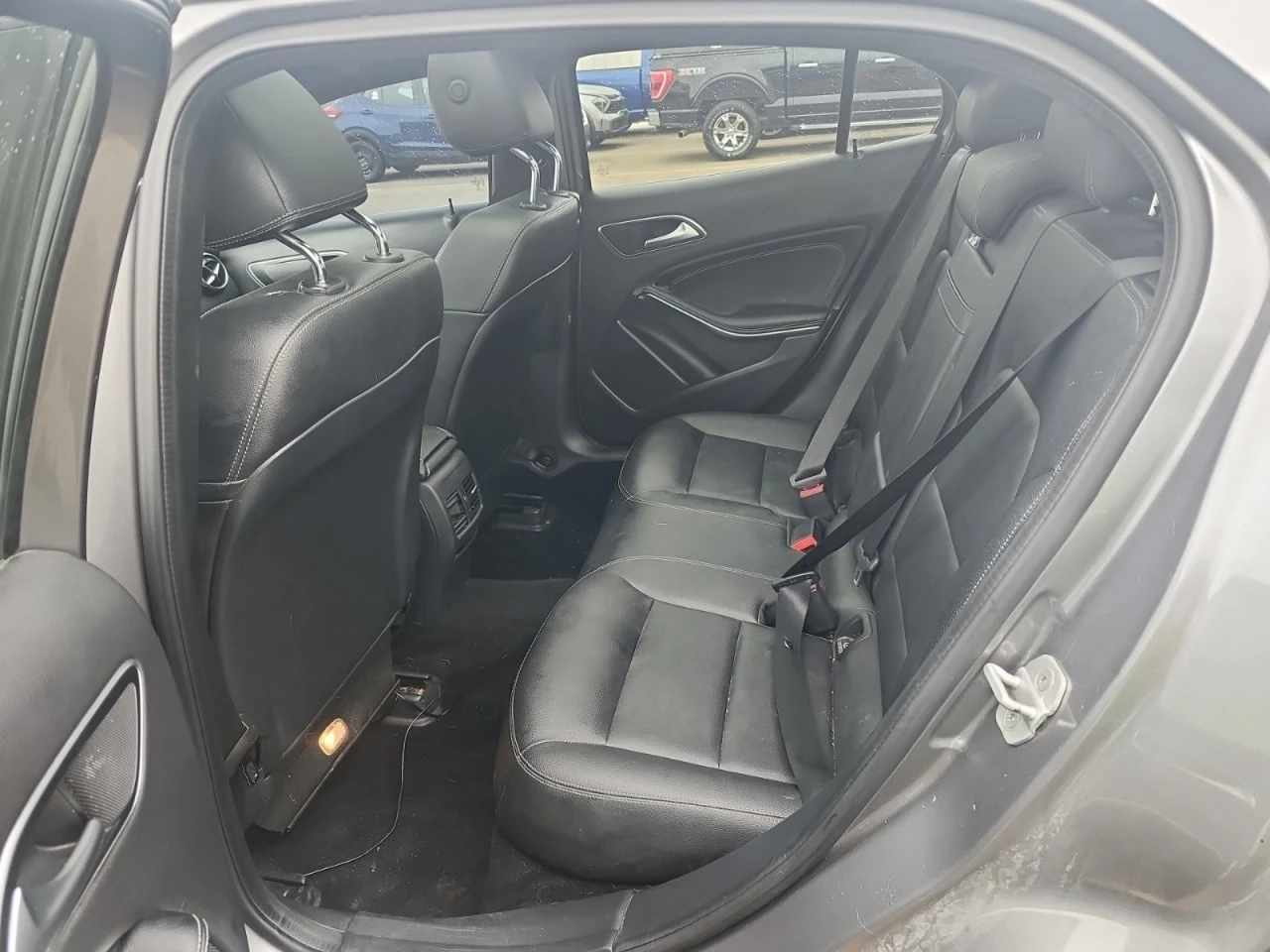 Mercedes-Benz GLA * 250 * CARFAX * 2 КЛЮЧА * ПОДГРЕВИ, снимка 12 - Автомобили и джипове - 53824990