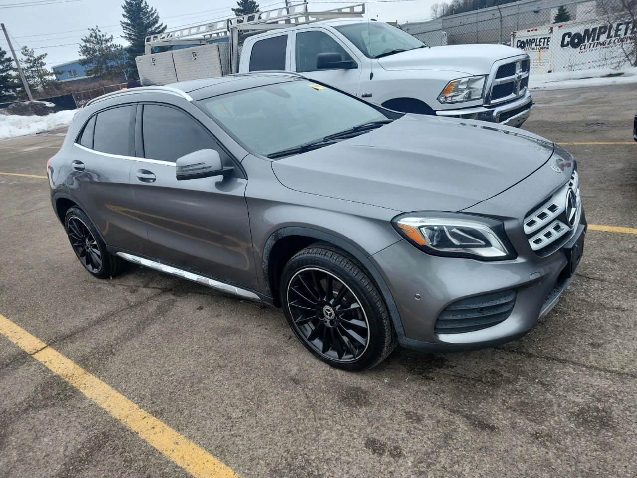 Mercedes-Benz GLA * 250 * CARFAX * 2 КЛЮЧА * ПОДГРЕВИ, снимка 2 - Автомобили и джипове - 53824990