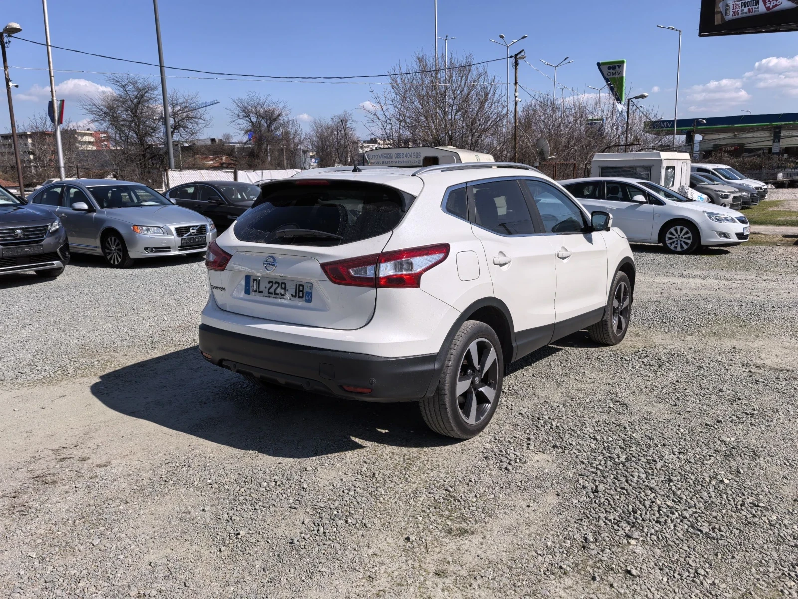 Nissan Qashqai 1.2T Panorama 149х.км!!! Изключителна!!! , снимка 5 - Автомобили и джипове - 53848217