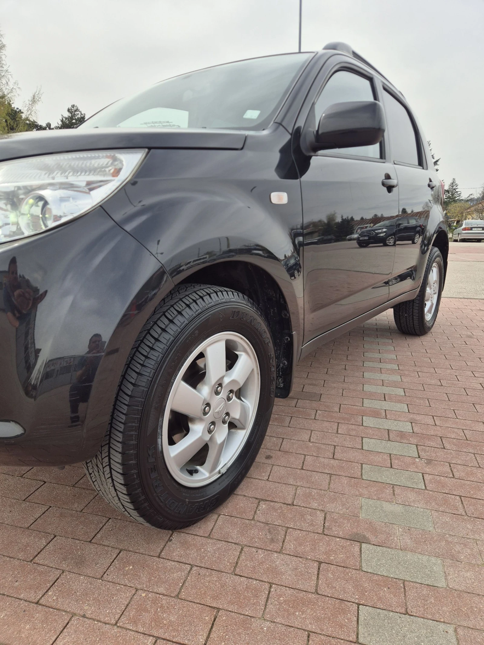 Daihatsu Terios 1.5i-4x4 GPL, снимка 3 - Автомобили и джипове - 54190029