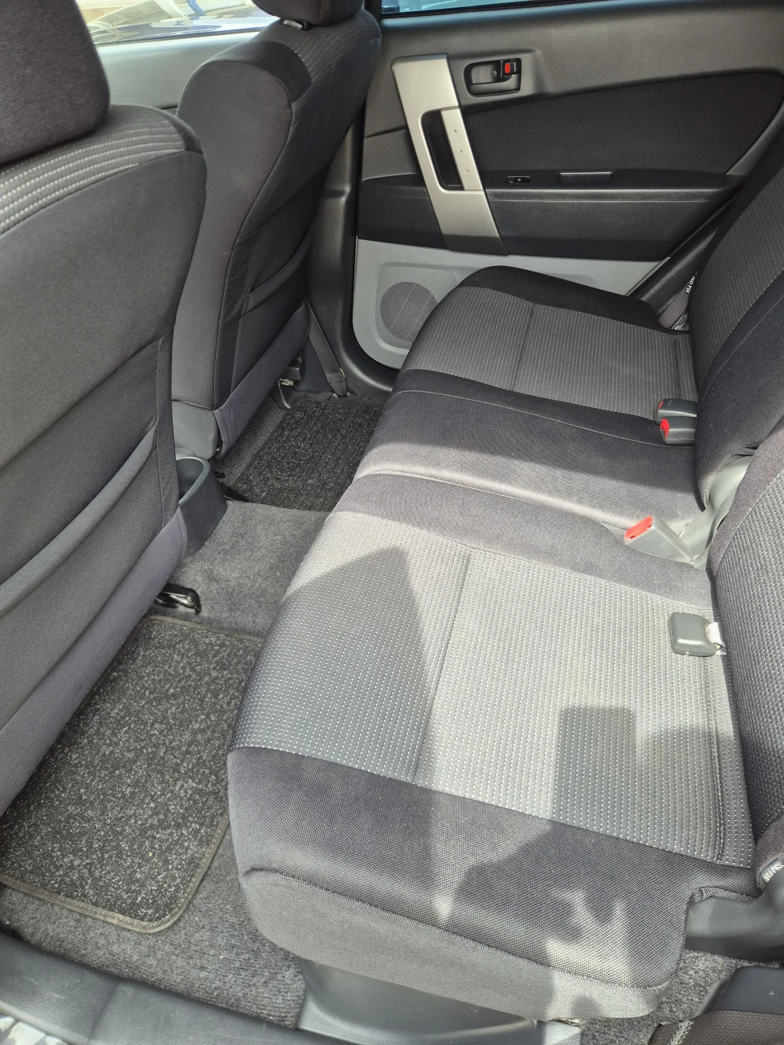 Daihatsu Terios 1.5i-4x4 GPL, снимка 14 - Автомобили и джипове - 54190029