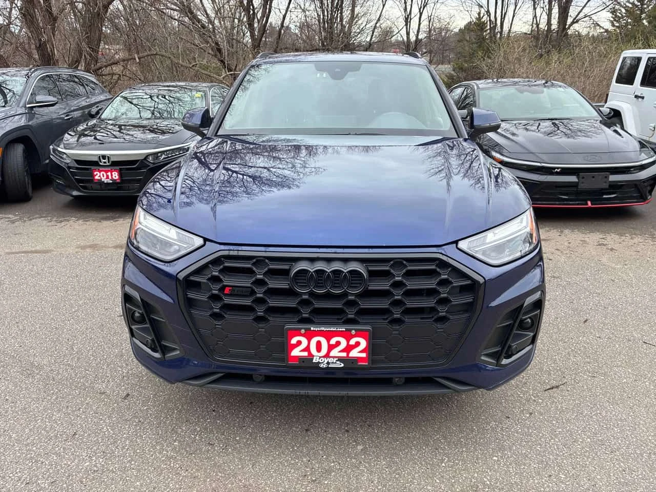 Audi SQ5 Progressiv/ПАНОРАМА/ДИСТРОНИК, снимка 2 - Автомобили и джипове - 54240952