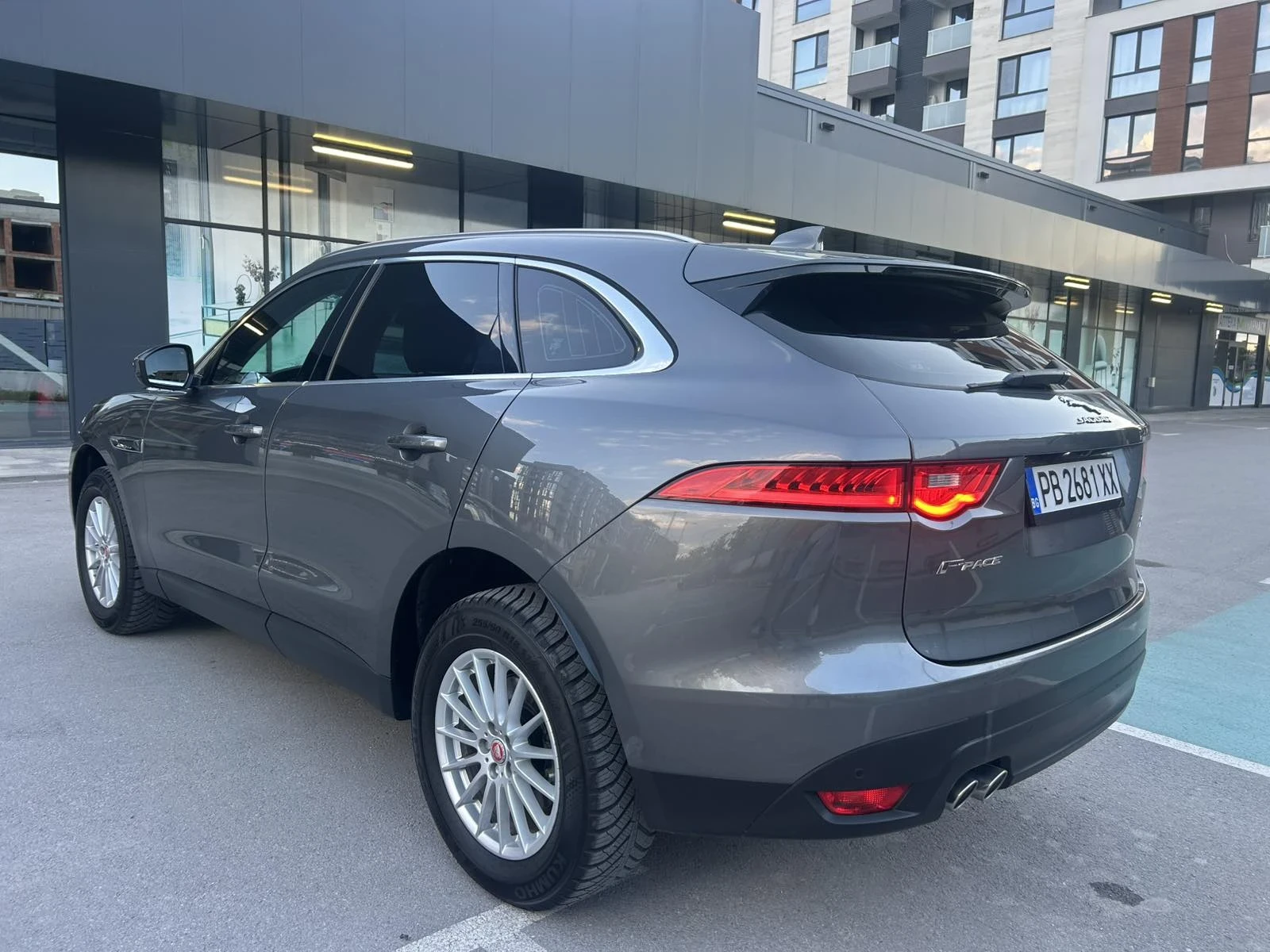 Jaguar F-PACE * 2.0* 180к.с* 4X4* FULL* OPTION* , снимка 4 - Автомобили и джипове - 55228202