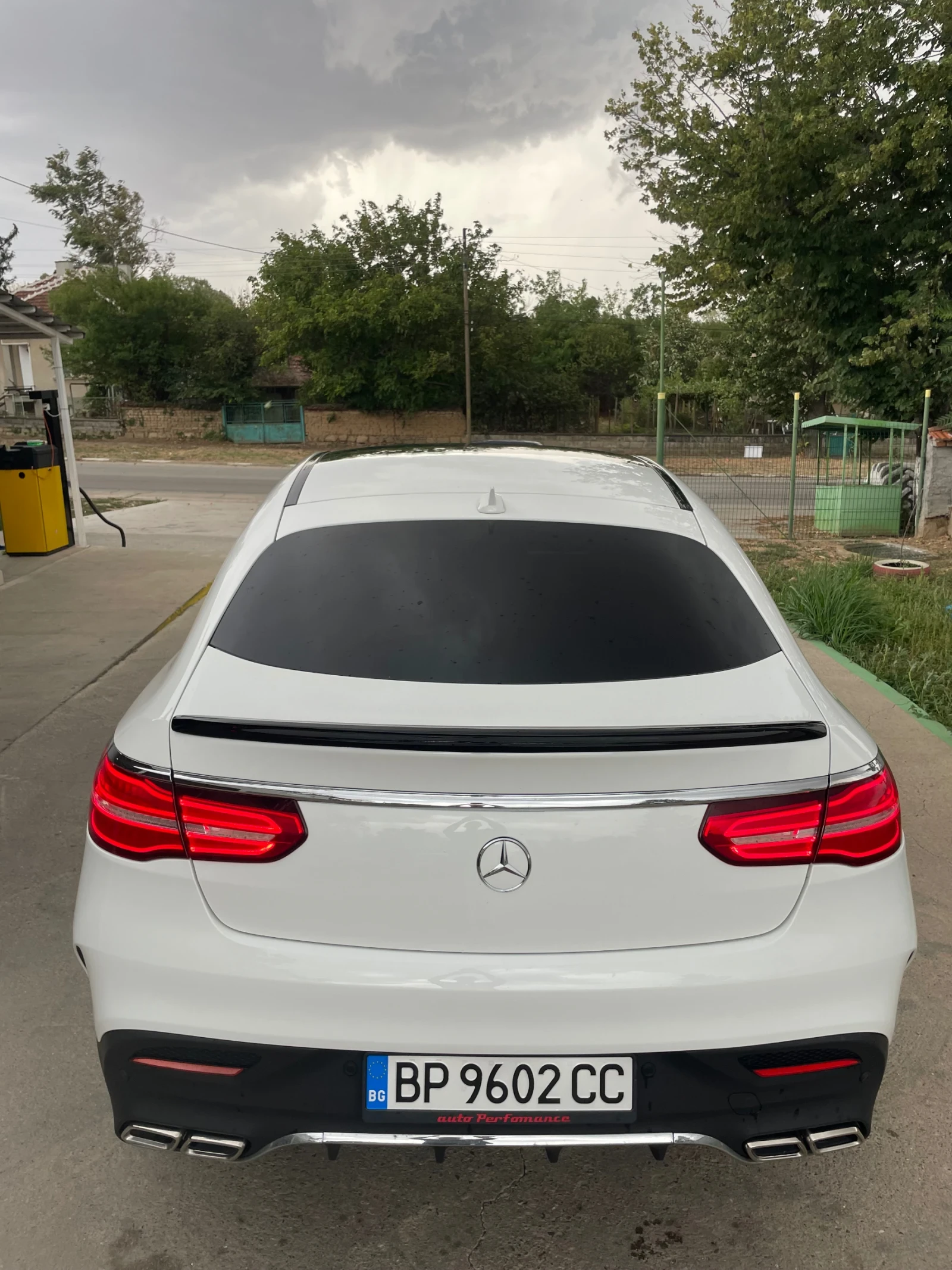 Mercedes-Benz GLE 350 AMG/FULL/TOP, снимка 4 - Автомобили и джипове - 55614855
