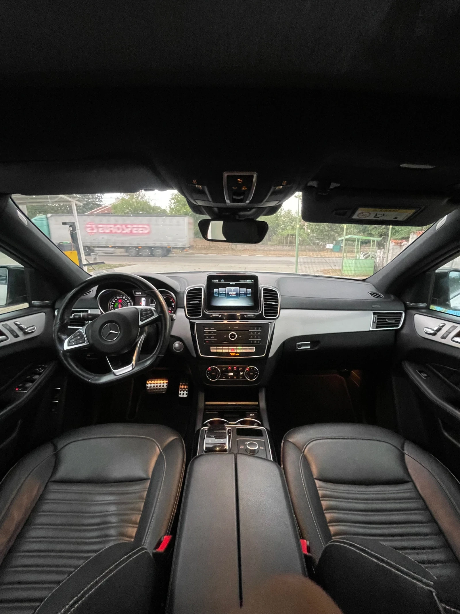 Mercedes-Benz GLE 350 AMG/FULL/TOP, снимка 8 - Автомобили и джипове - 55614855