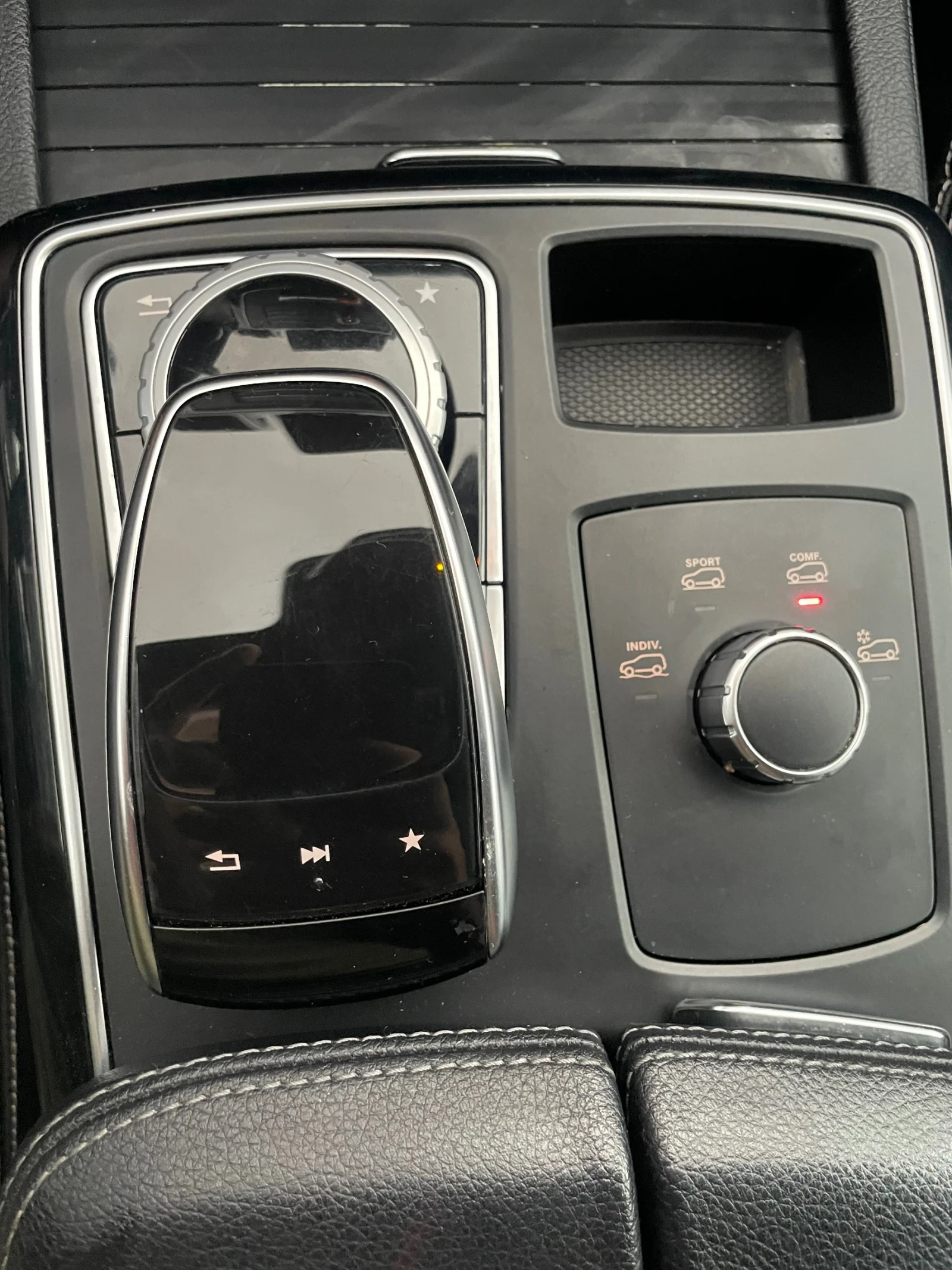 Mercedes-Benz GLE 350 AMG/FULL/TOP, снимка 9 - Автомобили и джипове - 55614855