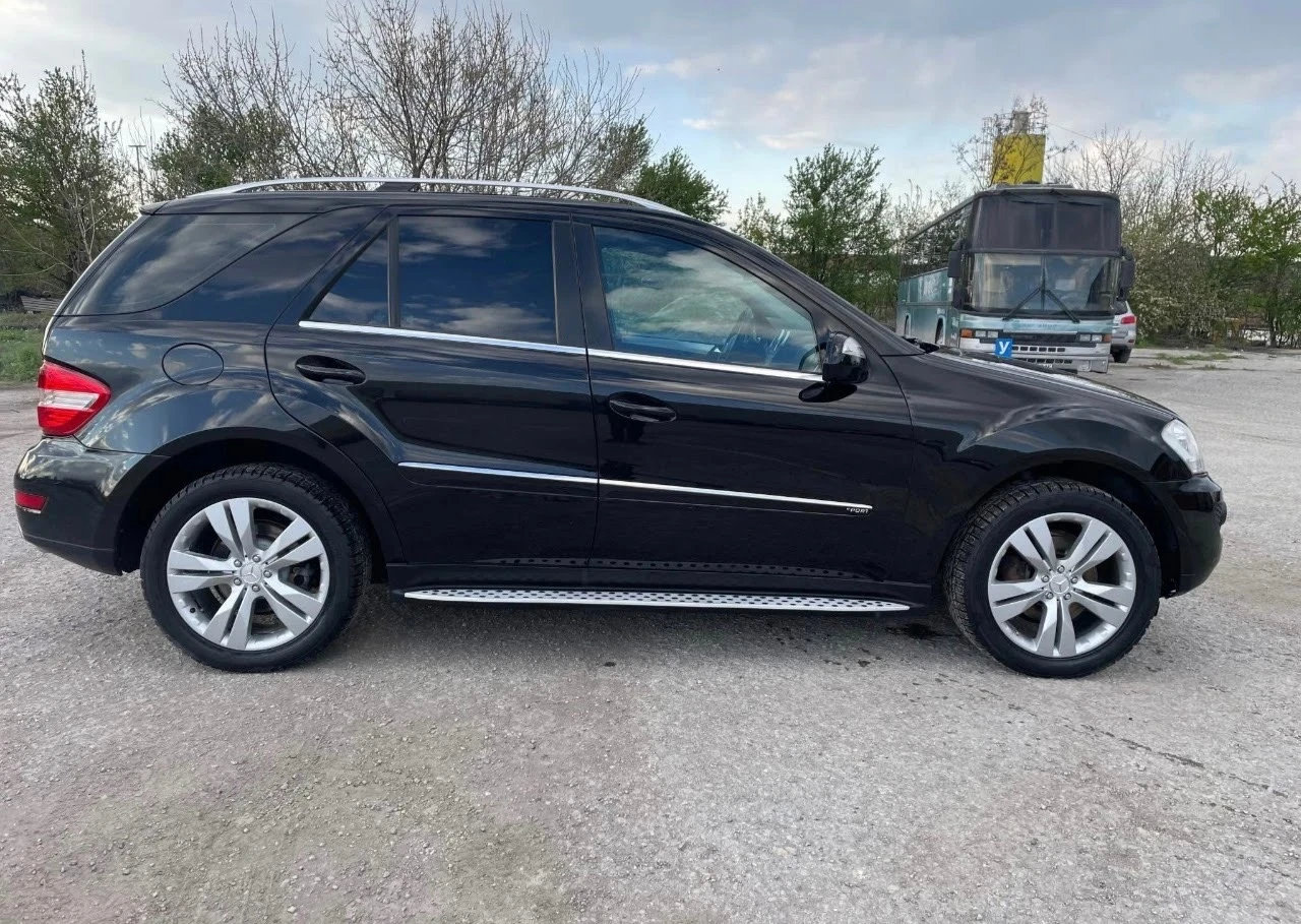 Mercedes-Benz ML 350, снимка 7 - Автомобили и джипове - 55787613