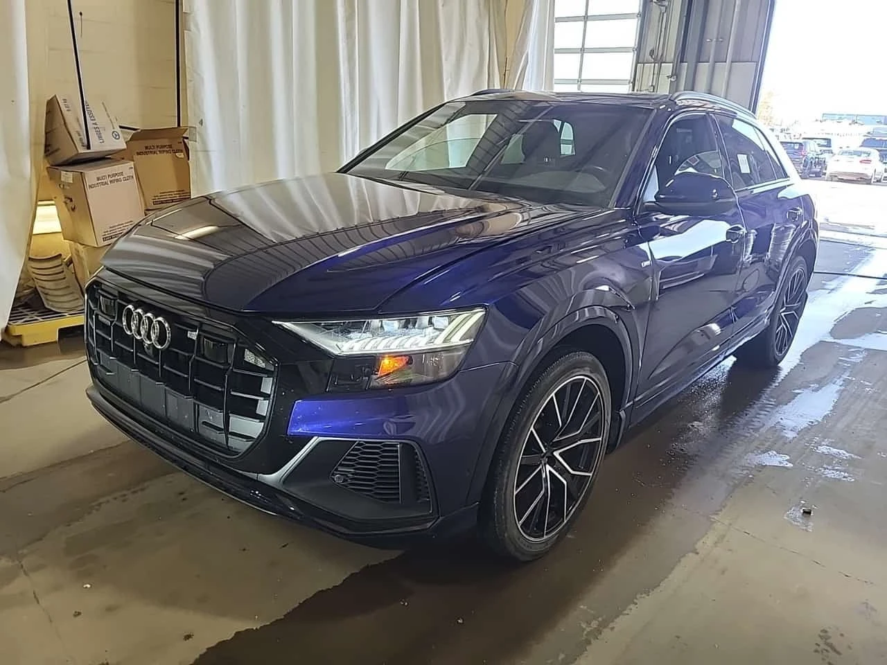 Audi Q8 * PROGRESSIV * CARFAX * Един собственик * От VW * 