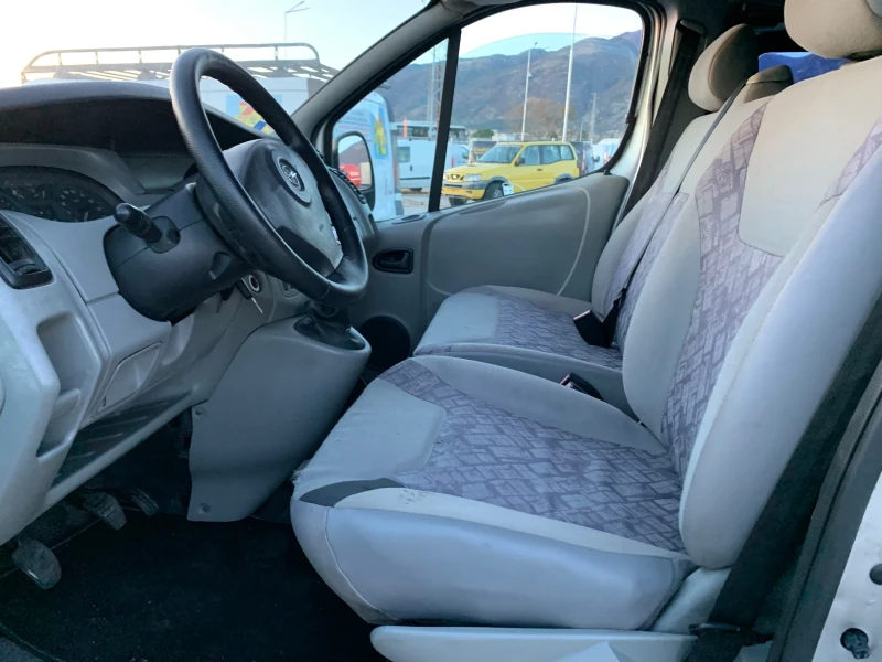 Opel Vivaro MIXTO, снимка 9 - Бусове и автобуси - 47145123