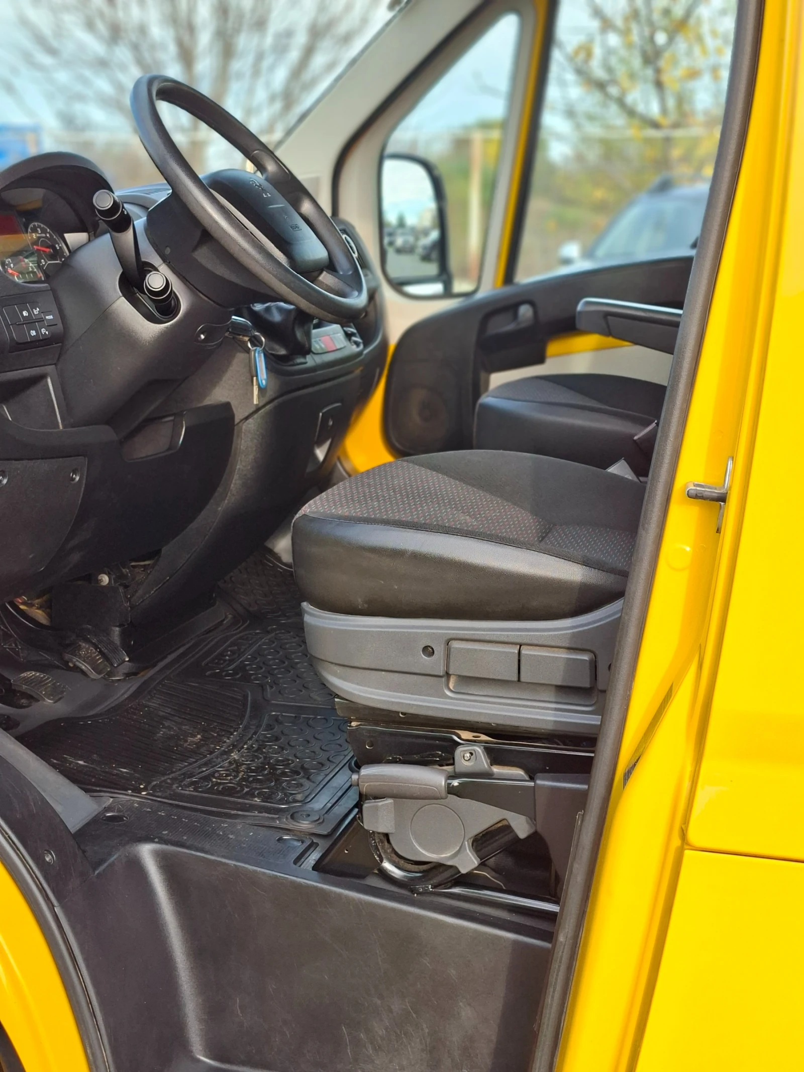 Peugeot Boxer 2.0HDi 130k.c., снимка 8 - Бусове и автобуси - 53830624