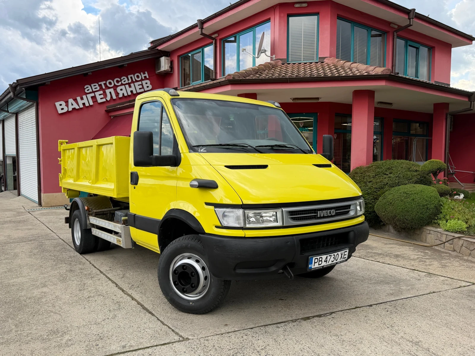 Iveco Daily 3.0HPT* 65C17* МУЛТИЛИФТ* до 3.5 тона, снимка 2 - Бусове и автобуси - 54728374