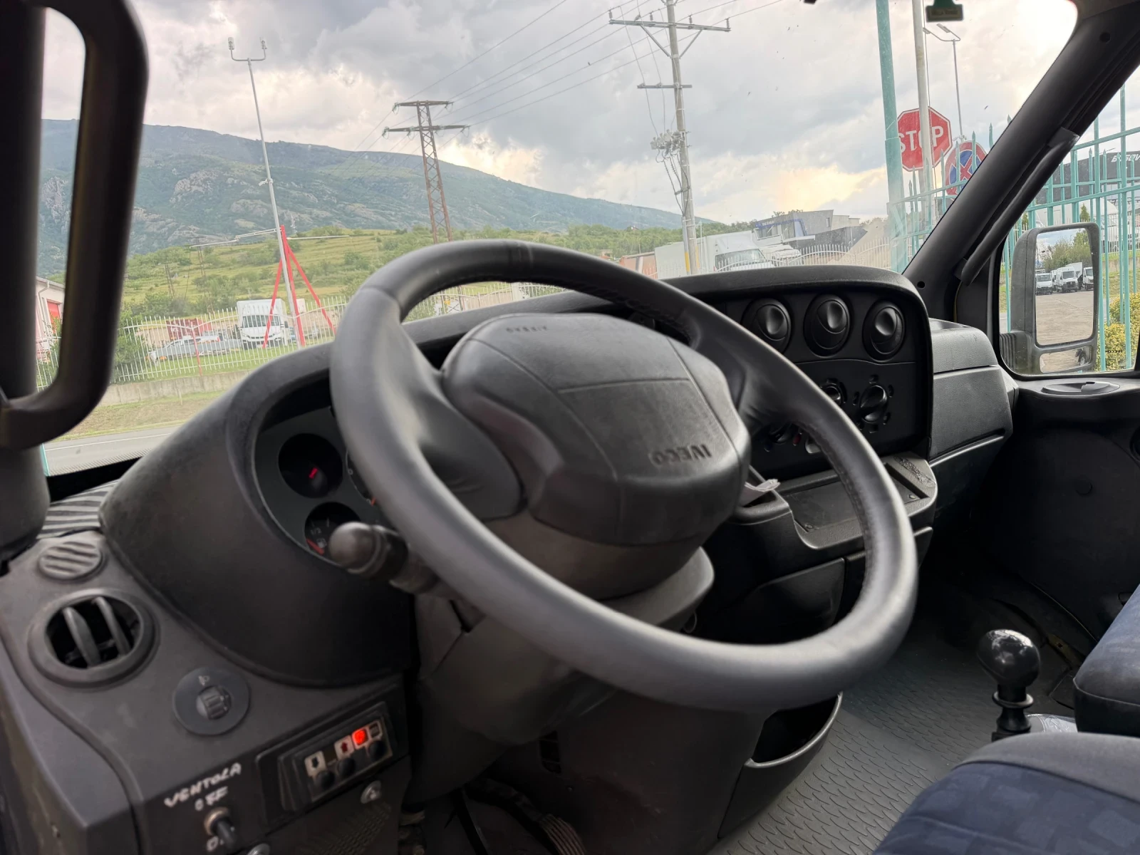 Iveco Daily 3.0HPT* 65C17* МУЛТИЛИФТ* до 3.5 тона, снимка 3 - Бусове и автобуси - 54728374
