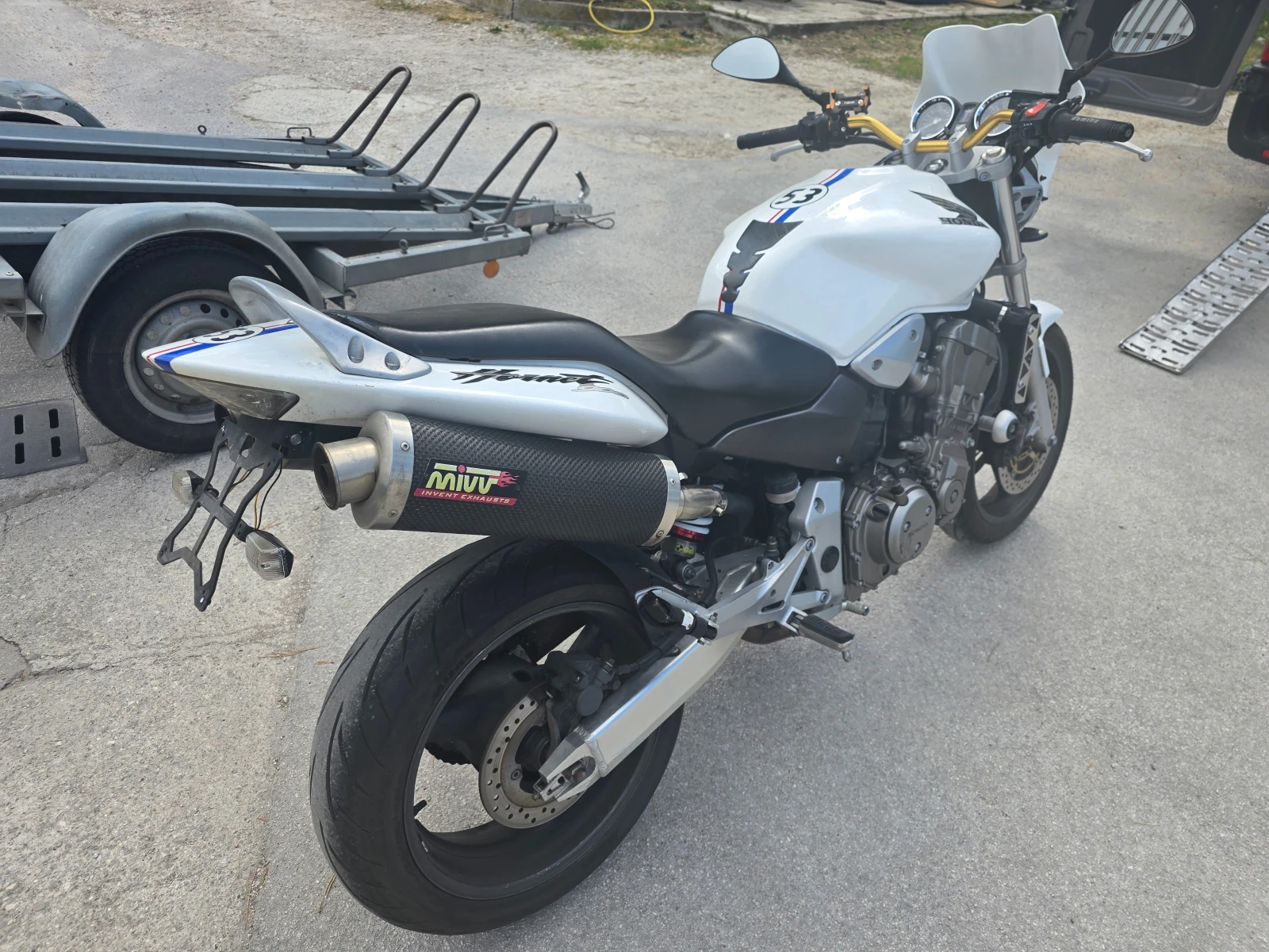 Honda Hornet 900i, снимка 3 - Мотоциклети и мототехника - 54385259