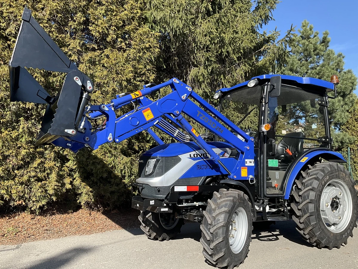 Трактор Lovol M 254 кабина