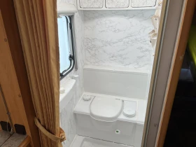 Каравана LMC Dominant, снимка 9