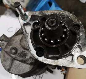 Стартер за Тойота Ланд Крузер, работещ. , снимка 1