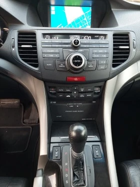 Honda Accord 2.4, снимка 10