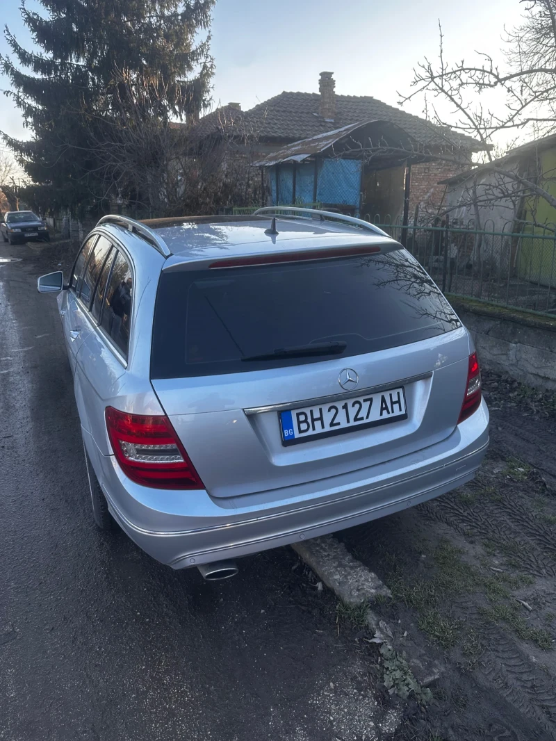 Mercedes-Benz C 220, снимка 10 - Автомобили и джипове - 48073494