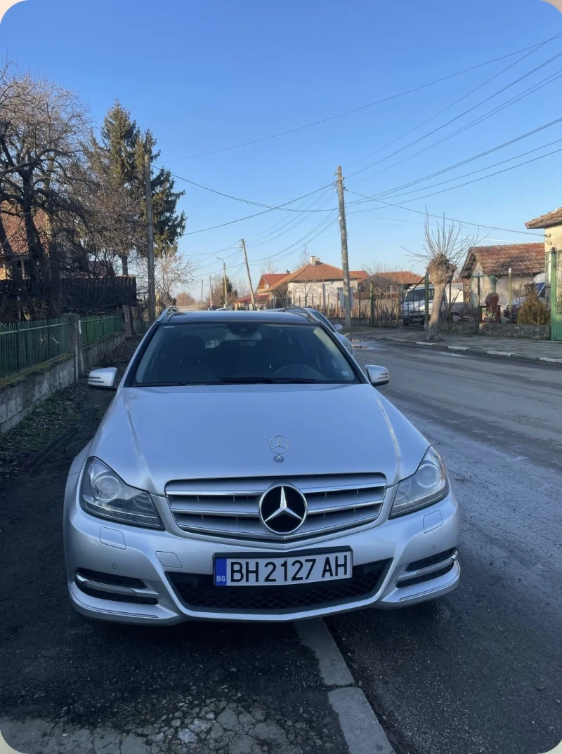 Mercedes-Benz C 220, снимка 1 - Автомобили и джипове - 48073494