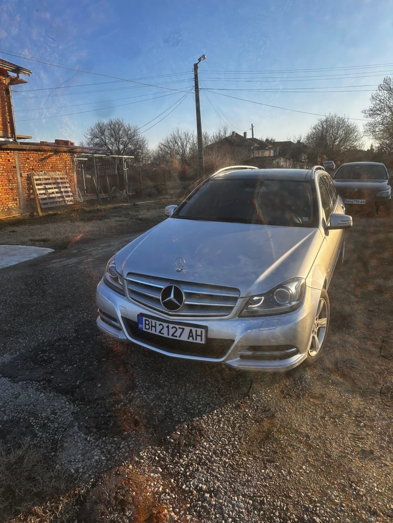 Mercedes-Benz C 220, снимка 3 - Автомобили и джипове - 48073494