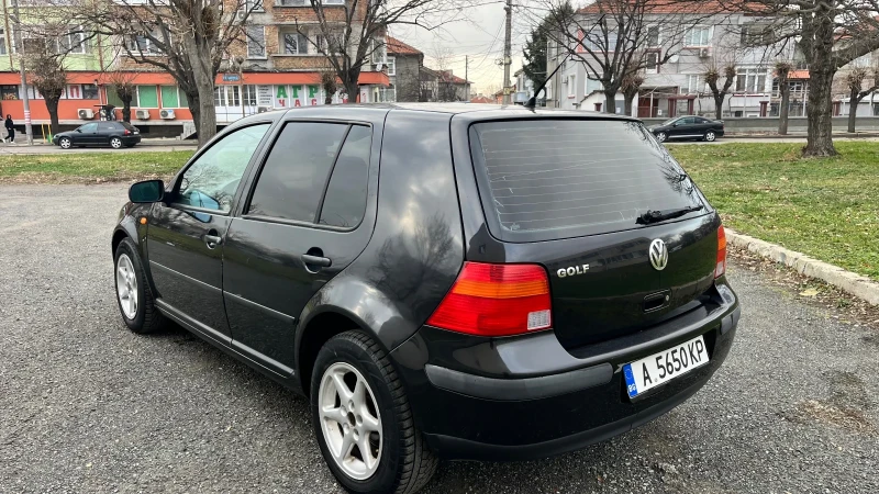 VW Golf 1.4 75ps, снимка 4 - Автомобили и джипове - 48416407