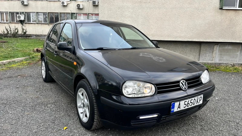 VW Golf 1.4 75ps, снимка 1 - Автомобили и джипове - 48416407