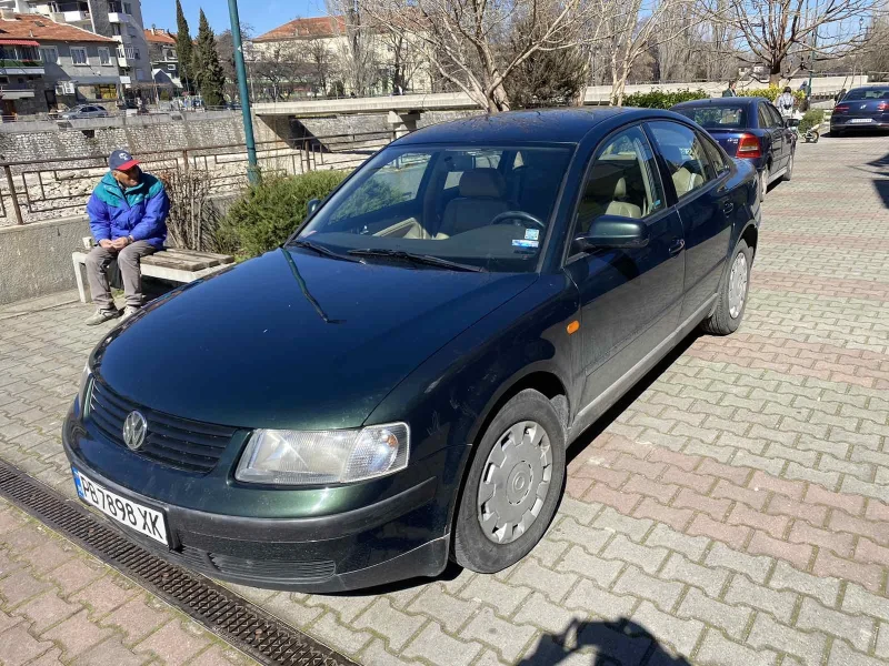 VW Passat, снимка 3 - Автомобили и джипове - 49433382