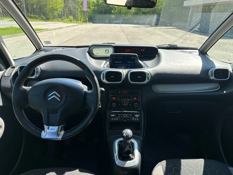 Citroen C3 Picasso 1.4I* GAZ* Navi* 111000км, снимка 15 - Автомобили и джипове - 50095830