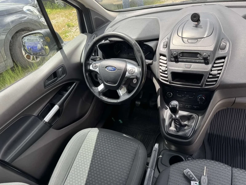 Ford Connect 1.5D 6 скорости 100к.с, снимка 10 - Автомобили и джипове - 52848743