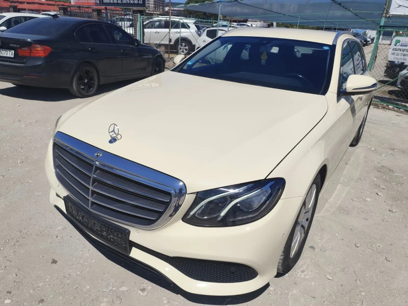 Mercedes-Benz E 220, снимка 3 - Автомобили и джипове - 51387060