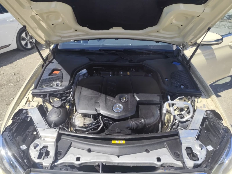 Mercedes-Benz E 220, снимка 17 - Автомобили и джипове - 51387060