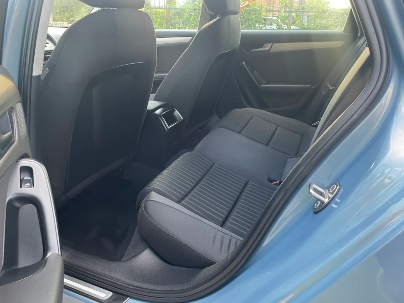 Audi A4 B8 A4 Avant TDI2.0, снимка 10 - Автомобили и джипове - 52580762