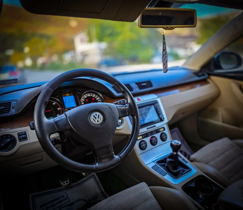 VW Passat = HIGHLINE= NAVI= 6скорости= , снимка 7 - Автомобили и джипове - 52124839