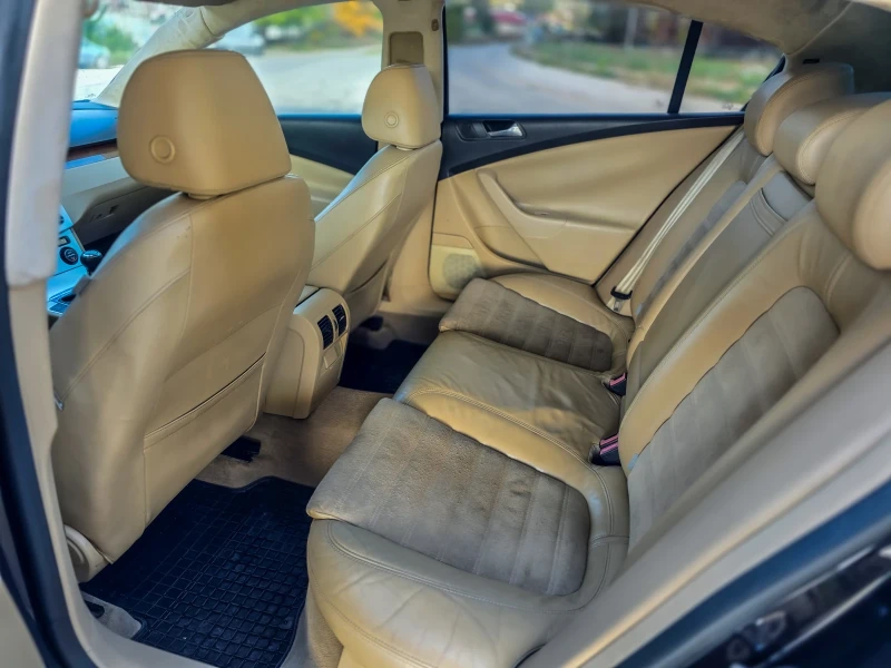 VW Passat = HIGHLINE= NAVI= 6скорости= , снимка 8 - Автомобили и джипове - 52124839
