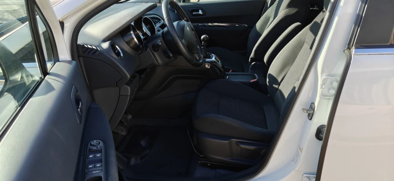 Peugeot 5008 1.6HDI-16г-7м, снимка 10 - Автомобили и джипове - 52848007