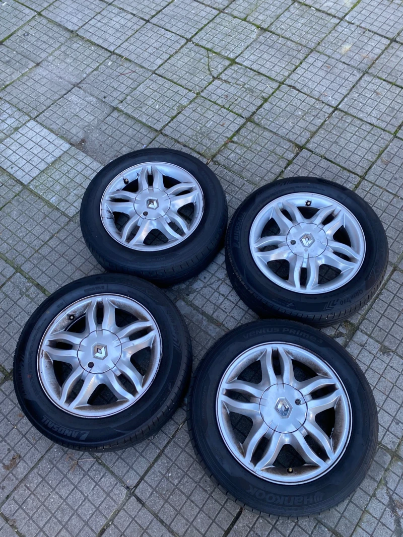 Renault Clio, снимка 9 - Автомобили и джипове - 52851699