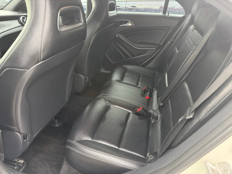 Mercedes-Benz CLA * CLA250 4MATIC NAVI R.CAM ALLOY WHEELS! * CARFAX , снимка 14 - Автомобили и джипове - 52868195