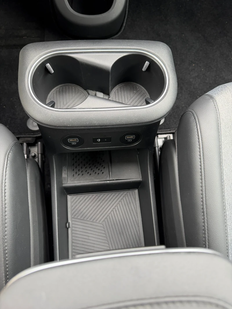 Hyundai Ioniq 5 77, 4kWh Techniq RWD SOH 100% 10/2023, снимка 14 - Автомобили и джипове - 53068697