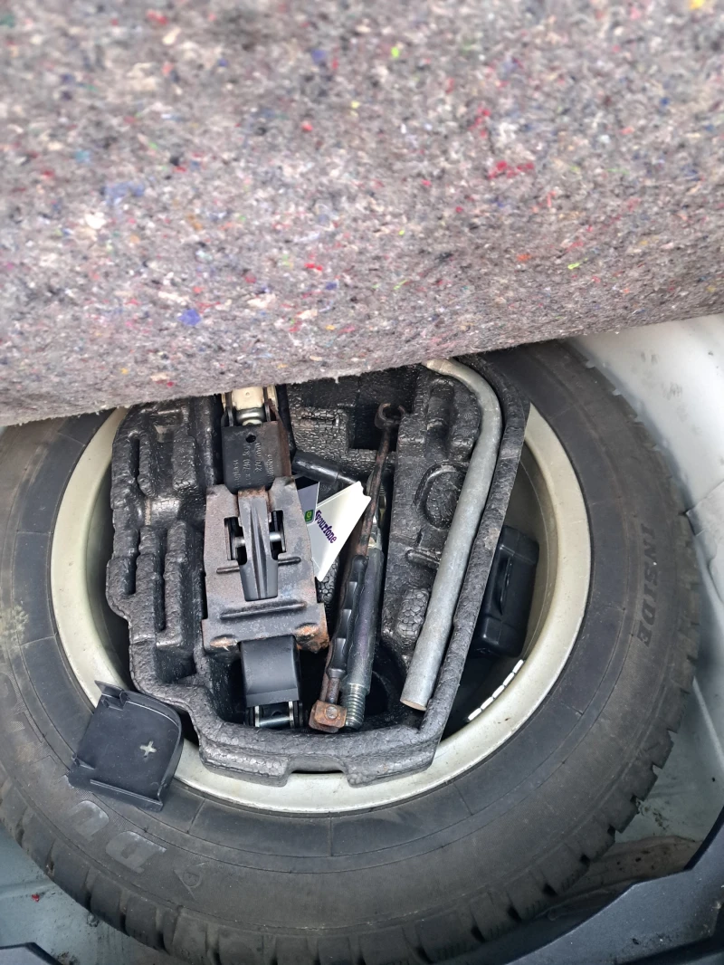 Seat Ibiza TSI, снимка 14 - Автомобили и джипове - 53052619