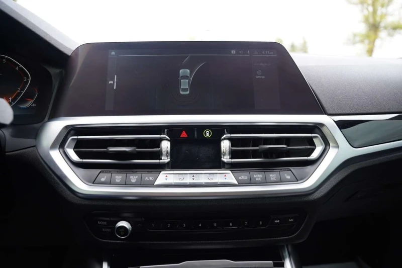 BMW 330 * xDrive * CARFAX * ЦЕНА ДО БГ, снимка 16 - Автомобили и джипове - 53087147