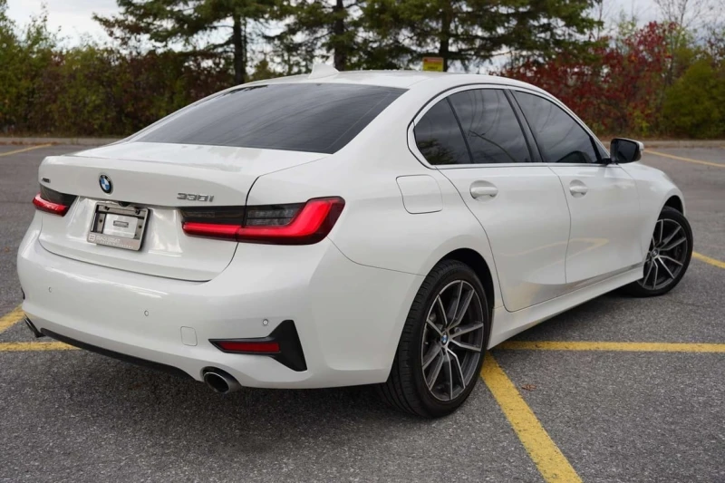 BMW 330 * xDrive * CARFAX * ЦЕНА ДО БГ, снимка 4 - Автомобили и джипове - 53087147