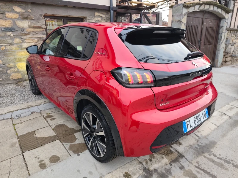 Peugeot 208 1.2Tyrbo GT-Line, снимка 11 - Автомобили и джипове - 53433190