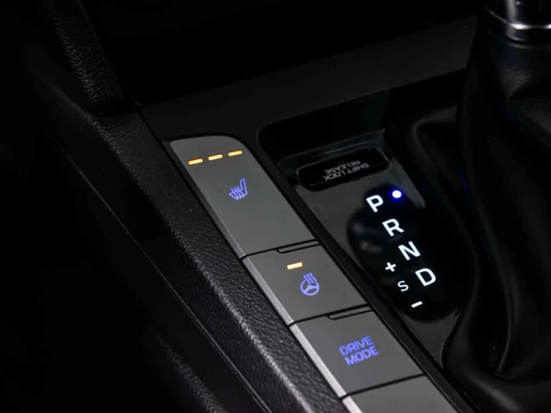 Hyundai Elantra * SEL VALUE EDITION LIMITED PREFERRED * CARFAX * Ц, снимка 15 - Автомобили и джипове - 53515666