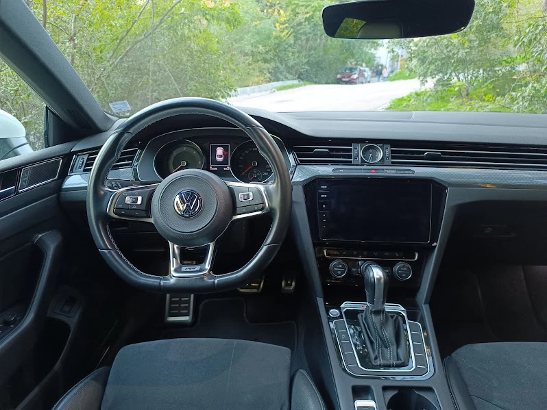 VW Arteon R-line/4M/190к.с./Keyless/Перла, снимка 7 - Автомобили и джипове - 49221495