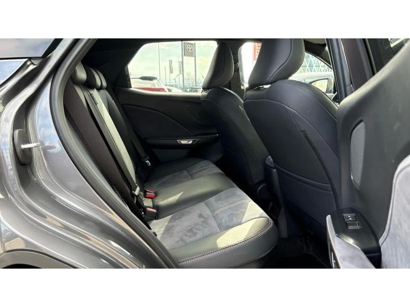 Lexus LBX  1.5HSD CVT FWD COOL, снимка 7 - Автомобили и джипове - 53509633