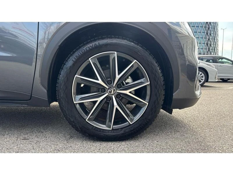 Lexus LBX  1.5HSD CVT FWD COOL, снимка 16 - Автомобили и джипове - 53509633